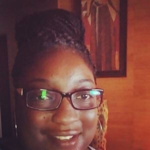 Meet your Posher, Deedee